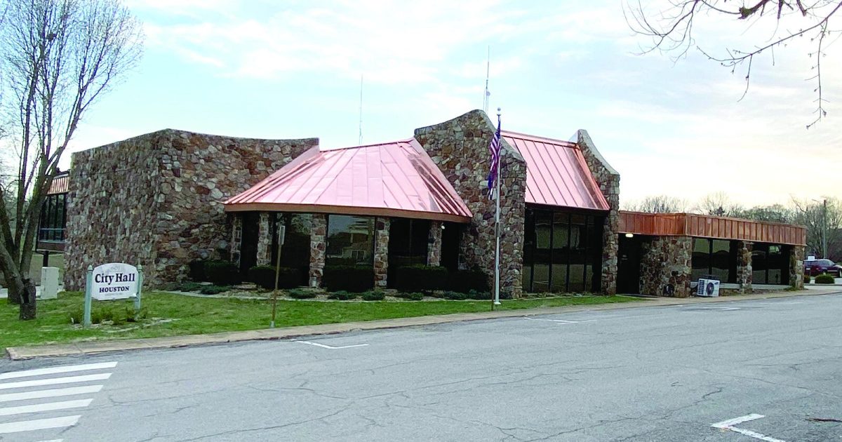 Houston council OKs meter installations; discusses columbarium