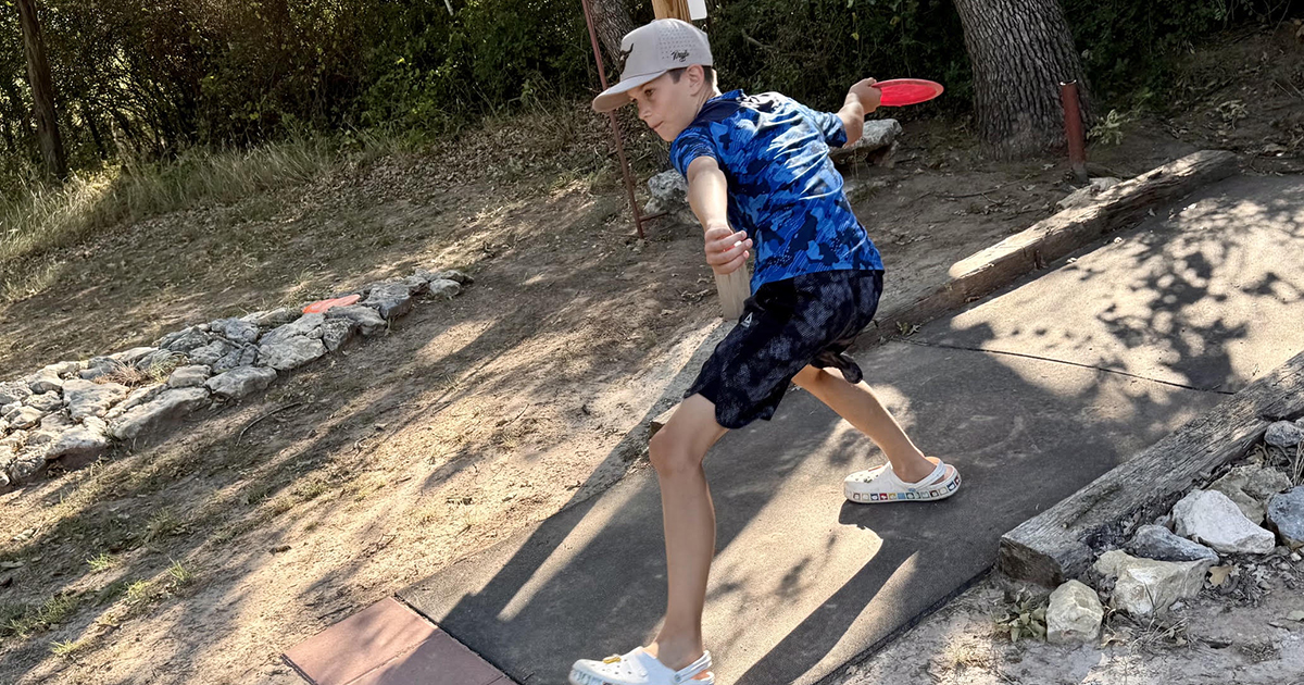 Cabool boy is rising in the world of disc golf